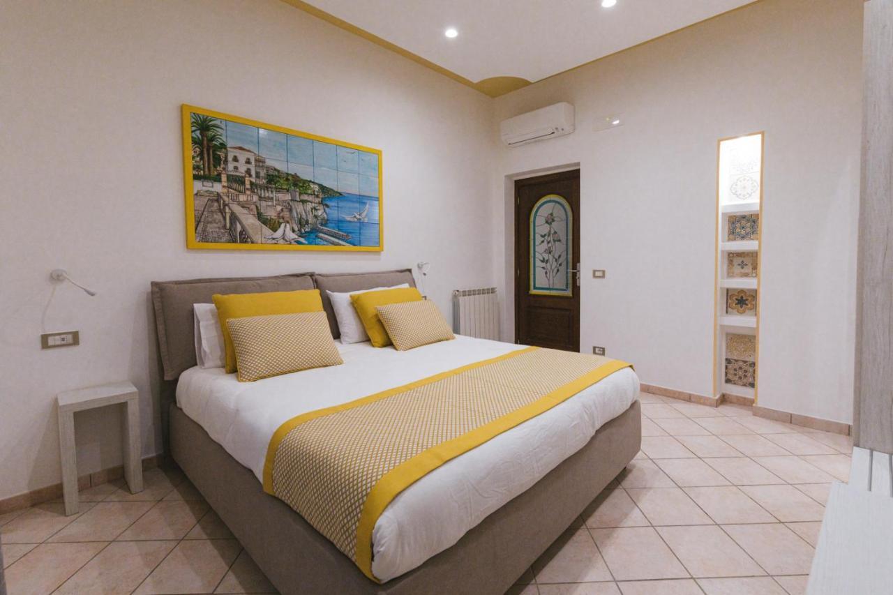 Casa La Bifora Appartement Sorrento Buitenkant foto