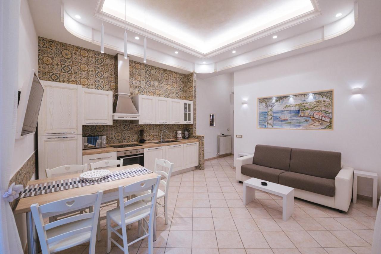 Casa La Bifora Appartement Sorrento Buitenkant foto