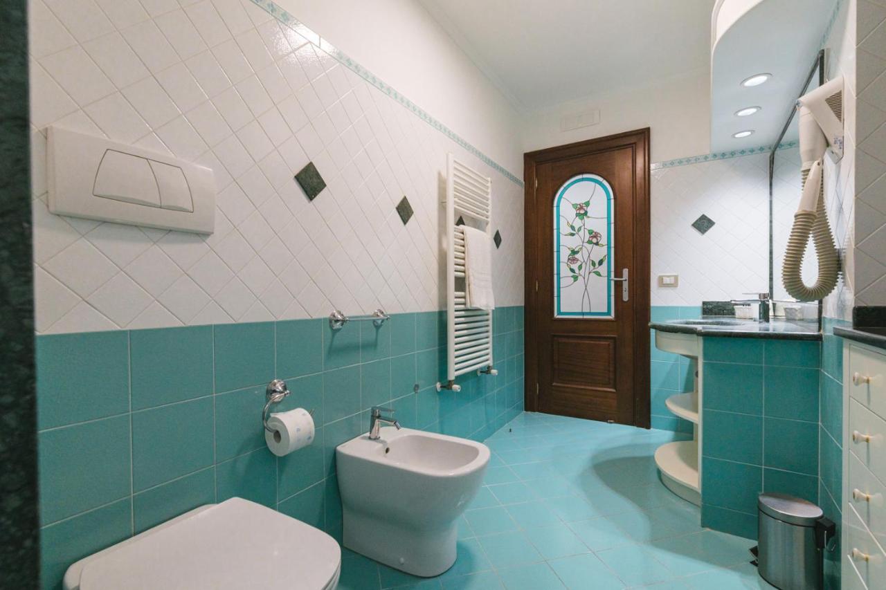 Casa La Bifora Appartement Sorrento Buitenkant foto